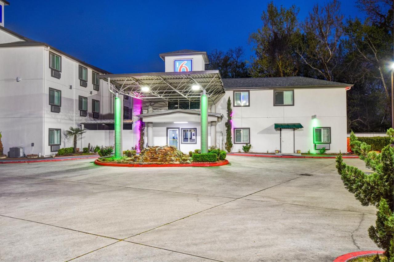 Motel 6 Humble, Tx - Houston International Airport Kültér fotó