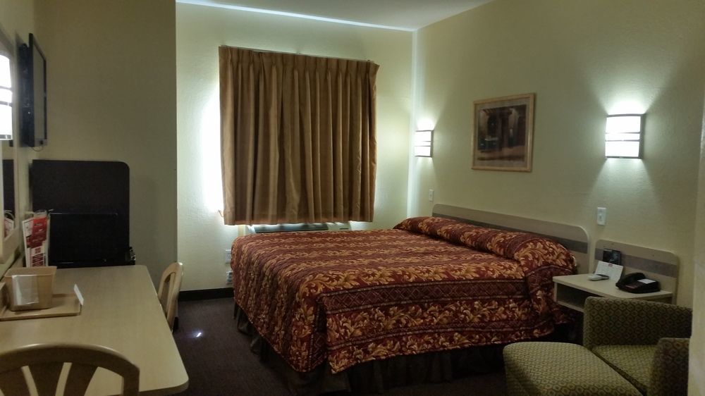 Motel 6 Humble, Tx - Houston International Airport Kültér fotó