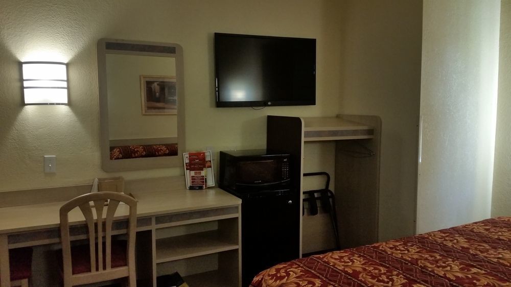 Motel 6 Humble, Tx - Houston International Airport Kültér fotó